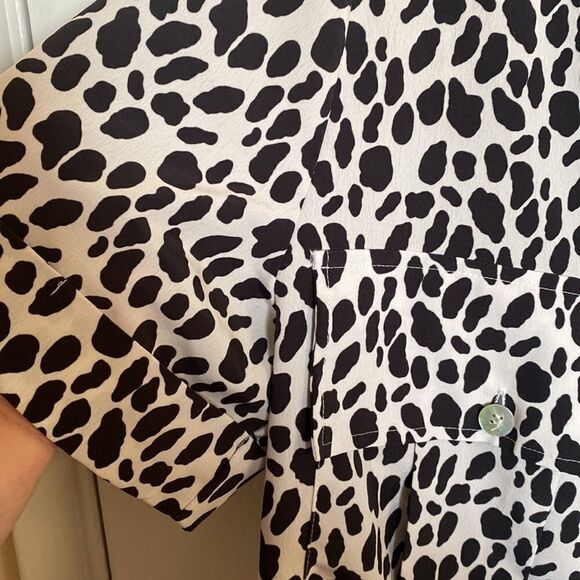Kendall & Kylie Leopard Print Crop Top Button Down- Size small - Picture 5 of 9